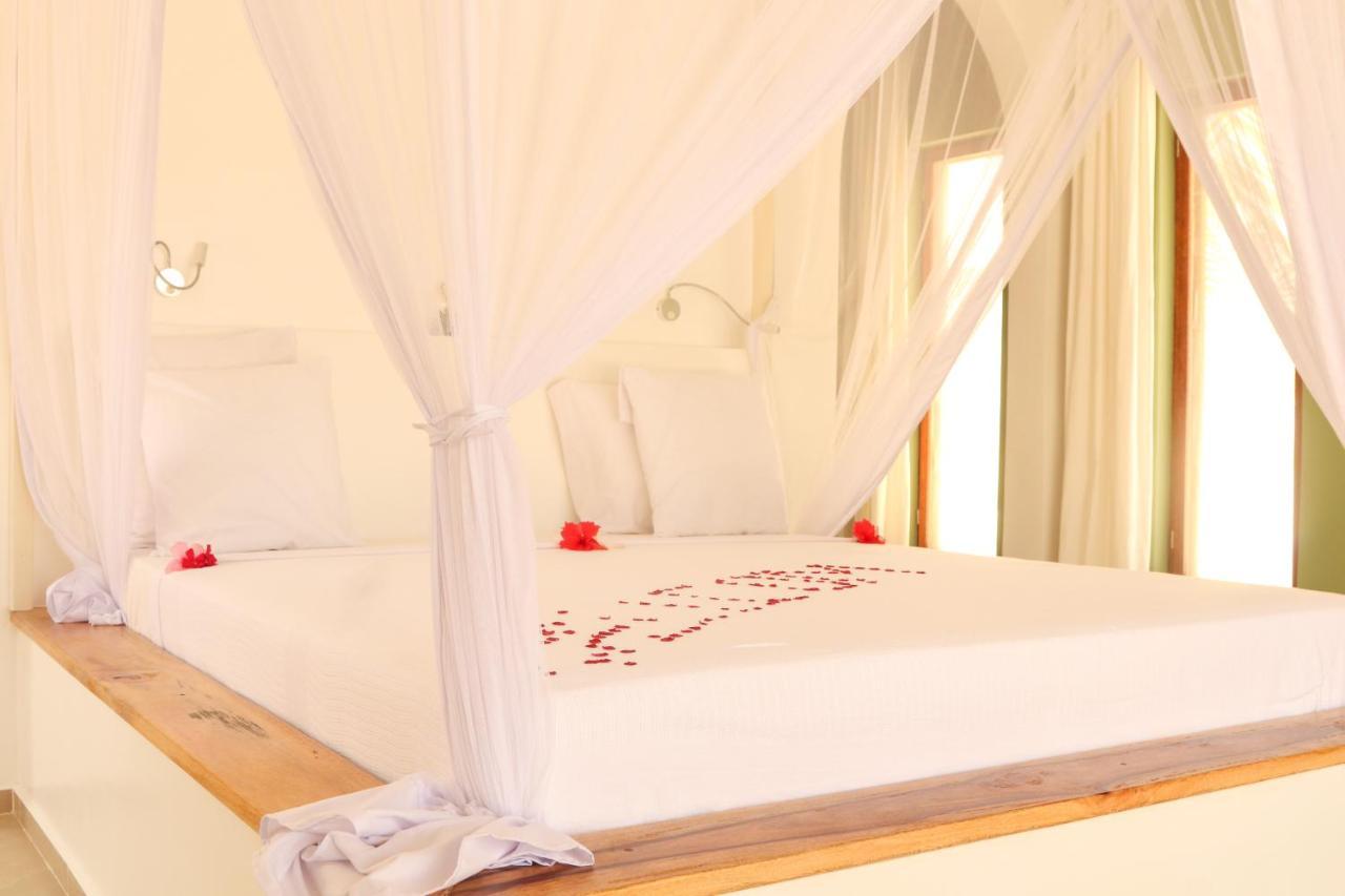 Kijani Beach Villas Bwejuu Kültér fotó